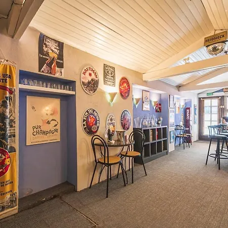 Holiday home Bar A Bulles - Ancien Comptoir Transforme Reims