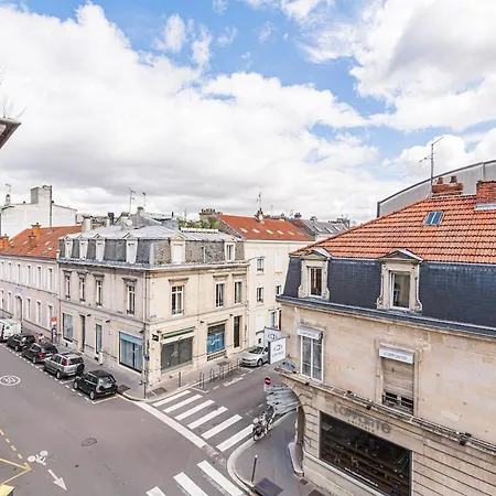 Bar A Bulles - Ancien Comptoir Transforme Reims