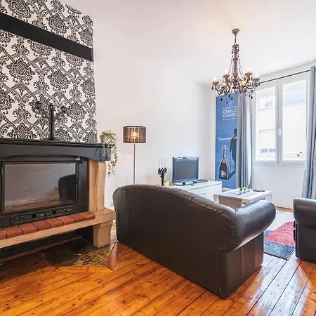 Bar A Bulles - Ancien Comptoir Transforme Holiday home Reims